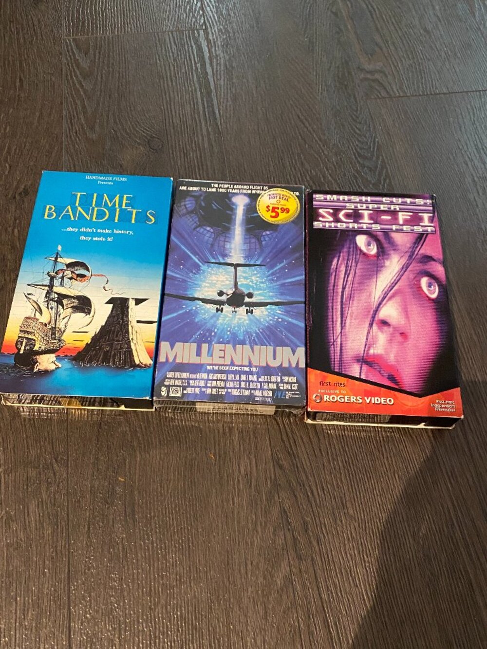 LOT OF 3 VHS  VIDEO MOVIES - TIME BANDITS / Millennium / SCI FI SMASH CUTS